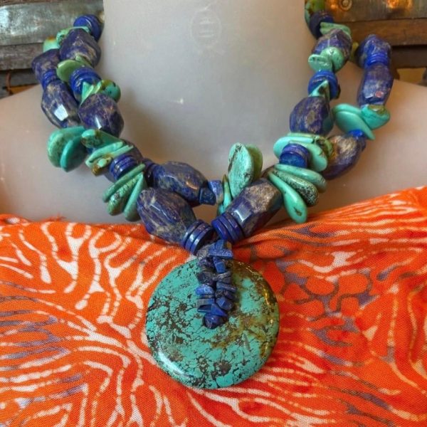 4. This is a STUNNING heavy, authentic, excellent quality turquoise and faceted lapis lazuli . A statement piece designed by famous artist Barbara Wright of Dallas, TX. This gorgeous necklace is excellent quality turquoise and amazing faceted lapis lazuli . A statement piece that speaks volumes!